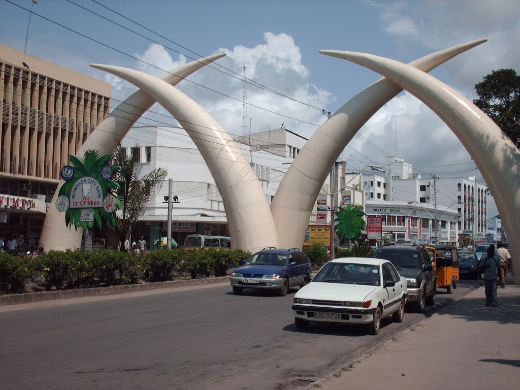 Tusks_in_City_of_Mombasa