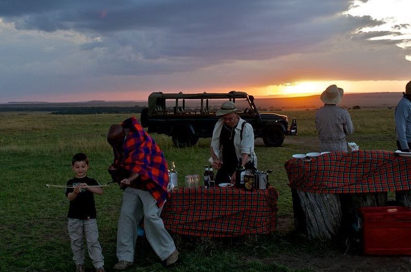 Sun-downer dinner at the Maasai Mara