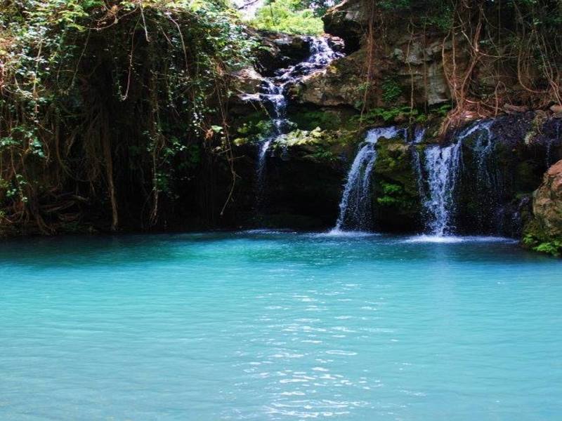 Turquoise pool at Ngare Ndare