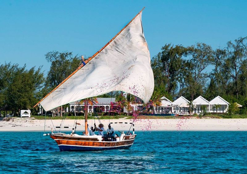 Dining on a traditional Arab dhow at Thanda Island