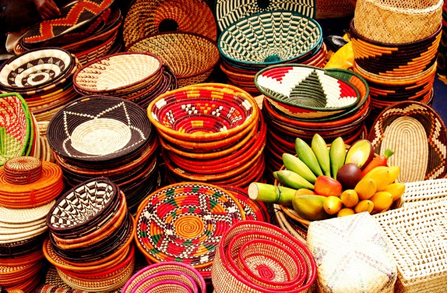 baskets n crafts at Masaai Market