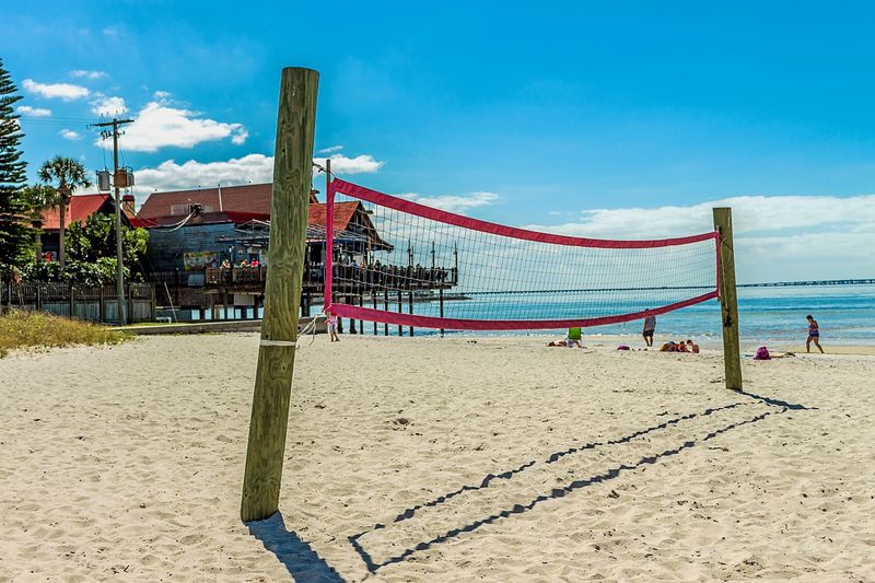 Beach volleyball net