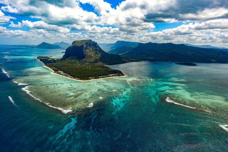 Underwater waterfalls in Mauritius
